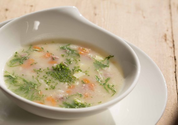 Raffinierte Gerstsuppe aus Südtirol